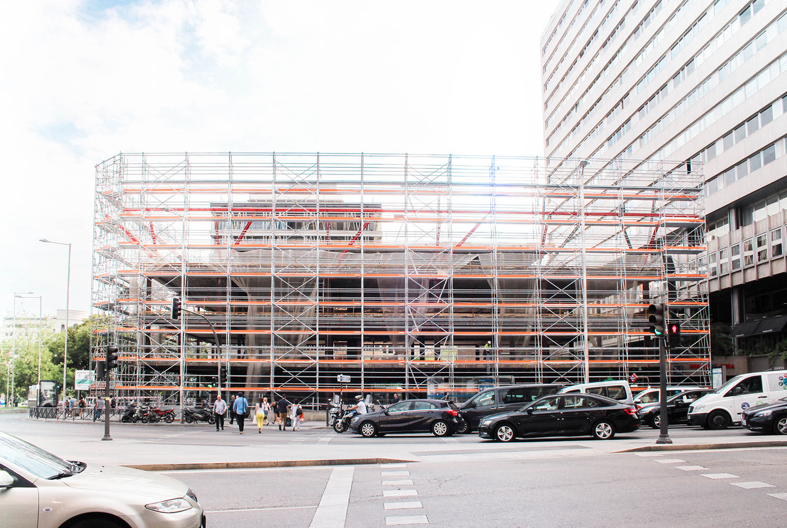 Catari, scaffolding, scaffold, plaza de colon